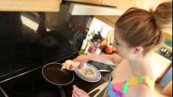 Latexgirl in the kitchen