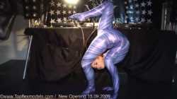 Spandex Zentai Stretching Girl Video