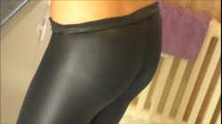 HOT GIRL IN TIGHT LEATHER PANTS COOKING